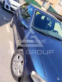 2000 Opel Vectra