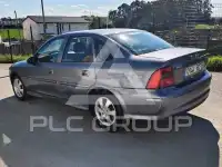 2000 Opel Vectra