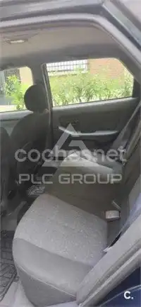 2001 Hyundai Elantra