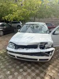 2001 Volkswagen GOLF