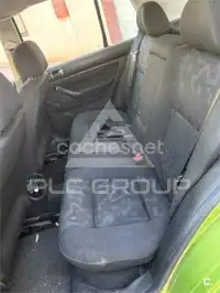 2001 Volkswagen GOLF