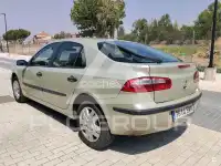 2001 Renault Laguna