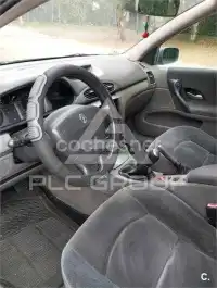 2001 Renault Laguna