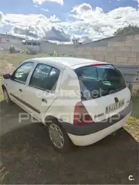 2001 Renault Clio