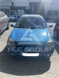2001 Renault Clio