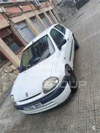 2001 Renault Clio