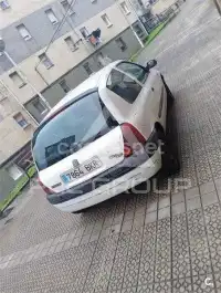 2001 Renault Clio