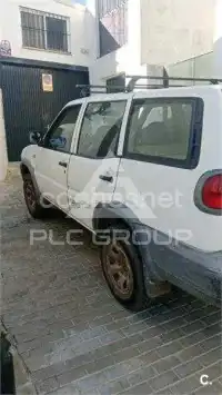 2002 Nissan Terrano