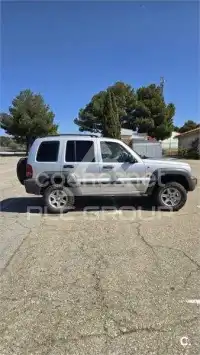 2002 Jeep CHEROKEE