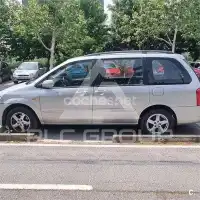 2002 Mazda MPV