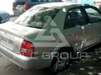2002 Mazda 323
