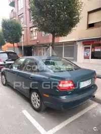 2002 Volvo S40
