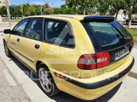 2002 Volvo V40