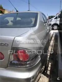 2002 Lexus IS