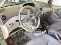 2002 Toyota YARIS