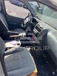2002 Toyota Hilux