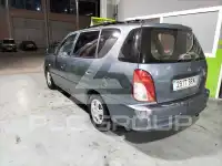 2002 KIA Carens