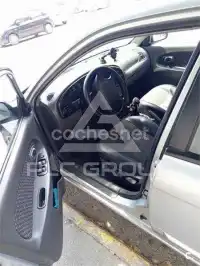 2002 KIA Unknown