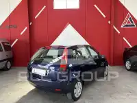 2002 Ford FIESTA