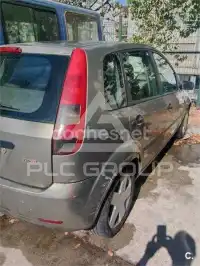 2002 Ford FIESTA