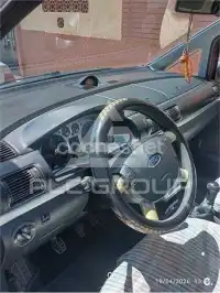 2002 Ford GALAXY