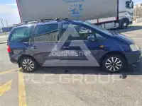 2002 Ford GALAXY