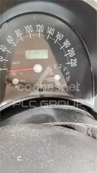 2002 Volkswagen BEETLE