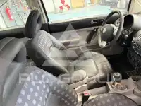 2002 Volkswagen BEETLE