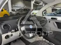 2002 Volkswagen BEETLE