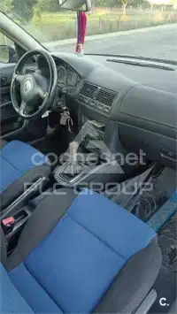 2002 Volkswagen GOLF