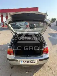 2002 Volkswagen GOLF