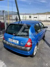 2002 Renault Clio