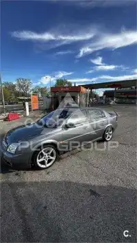 2002 Opel Vectra