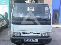 2003 Nissan Atleon