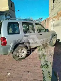 2003 Jeep CHEROKEE