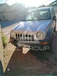 2003 Jeep CHEROKEE