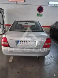 2003 Mazda 323