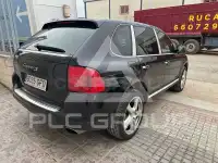 2003 Porsche Cayenne