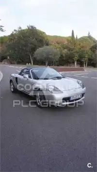 2003 Toyota MR2