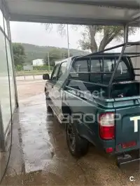2003 Toyota Hilux