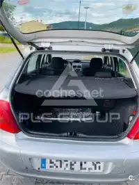 2003 Peugeot 307