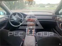 2003 Peugeot 607