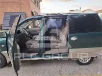 2003 KIA Carnival