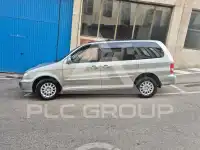 2003 KIA Carnival