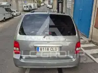 2003 KIA Carnival