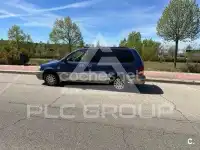 2003 KIA Carnival