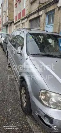 2003 KIA Carnival
