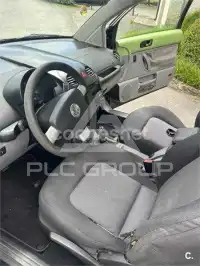 2003 Volkswagen BEETLE