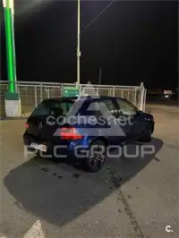 2003 Volkswagen GOLF