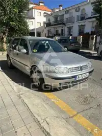 2003 Volkswagen GOLF